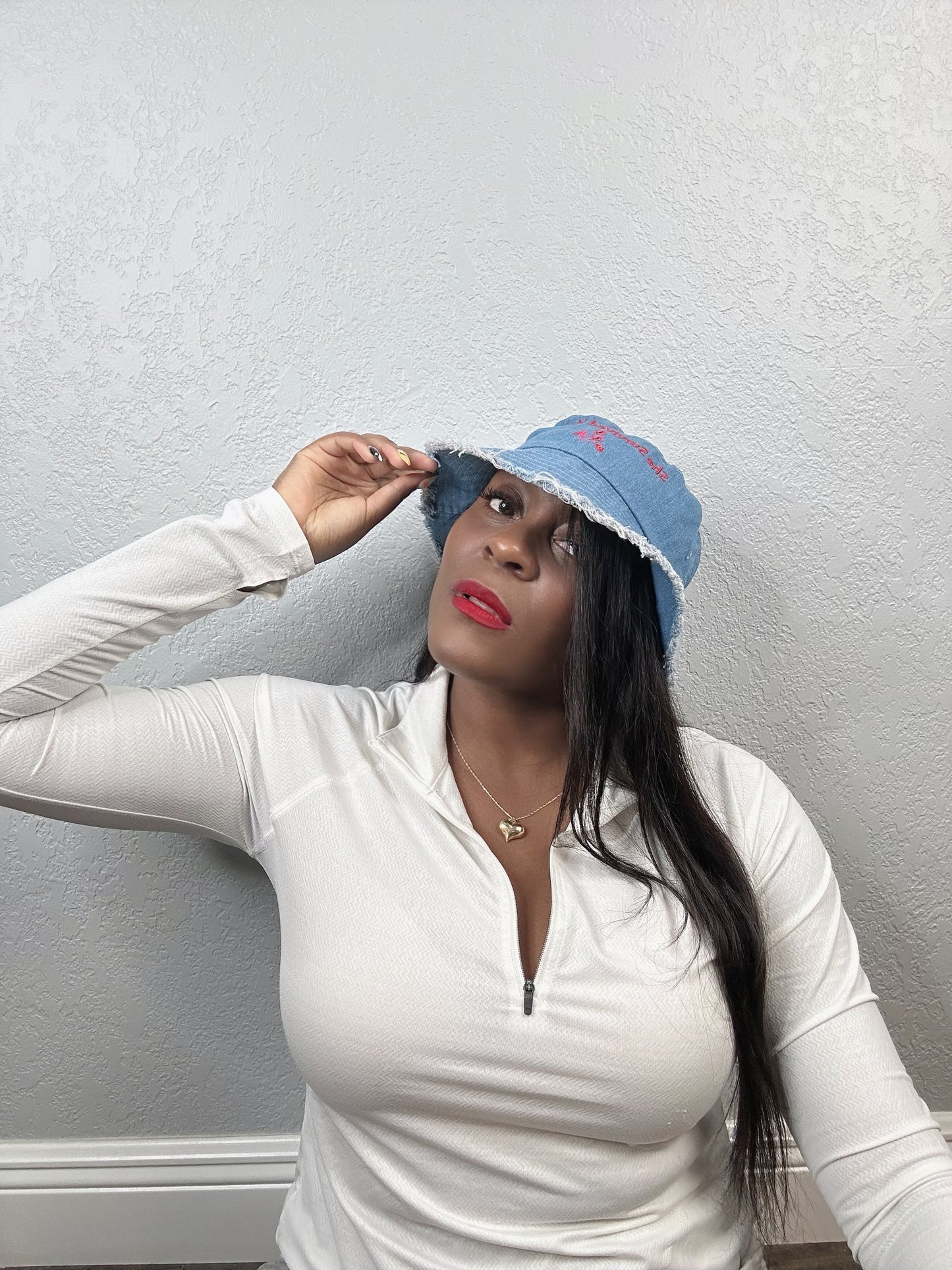 Bucket hat