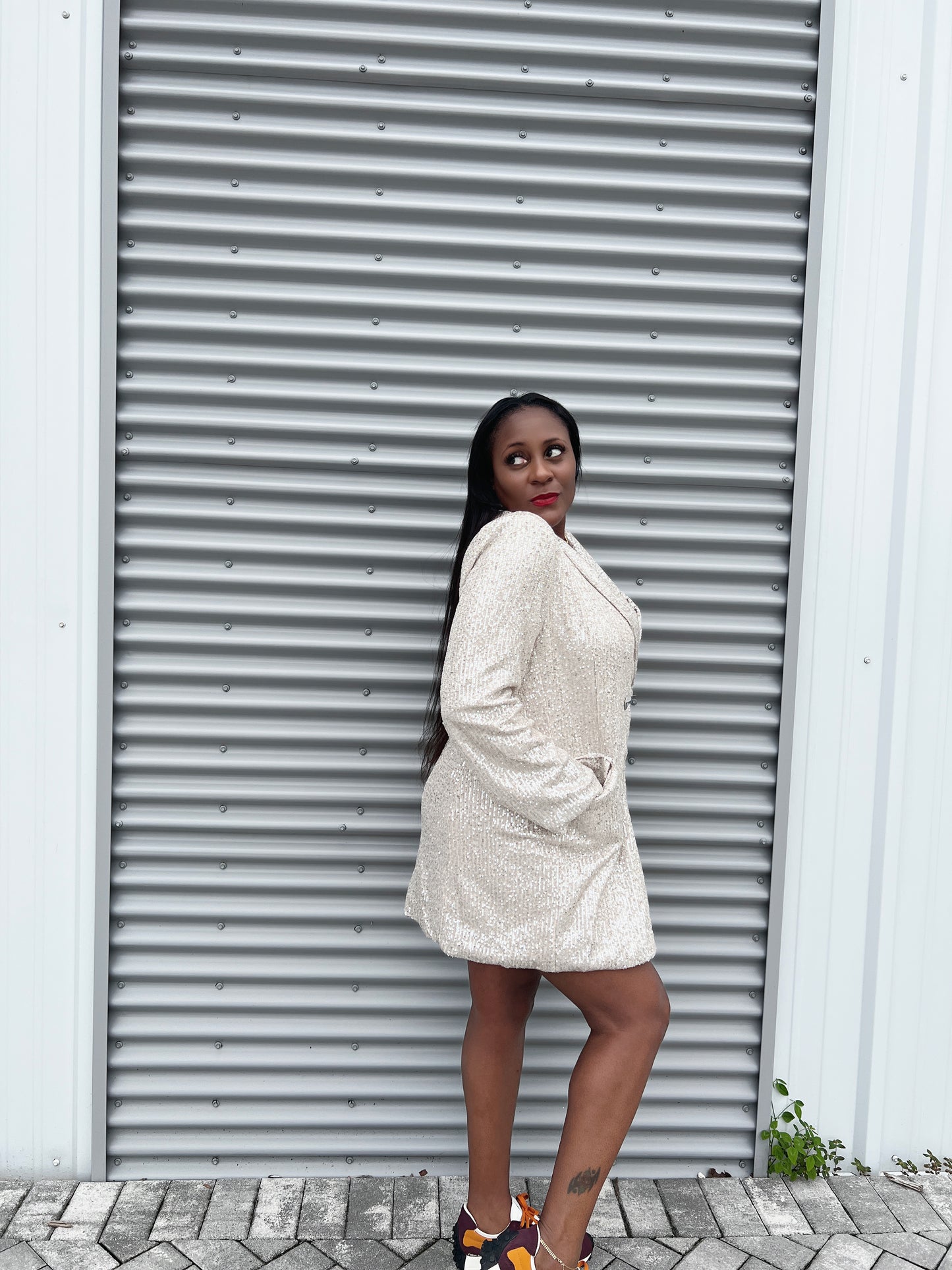 dress with buttons