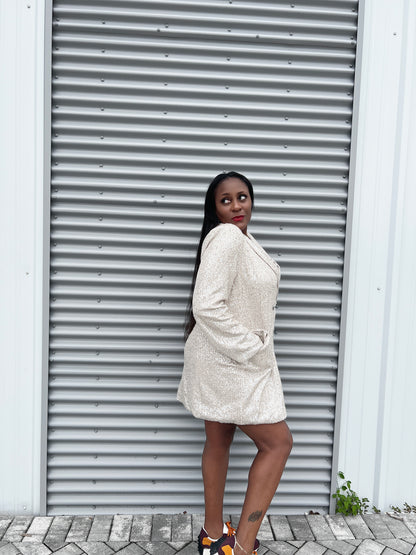 dress with buttons